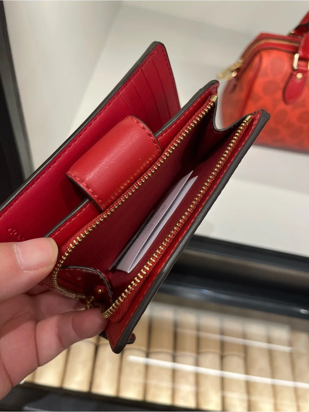 NWT Coach Medium Corner Zip Wallet limited edition